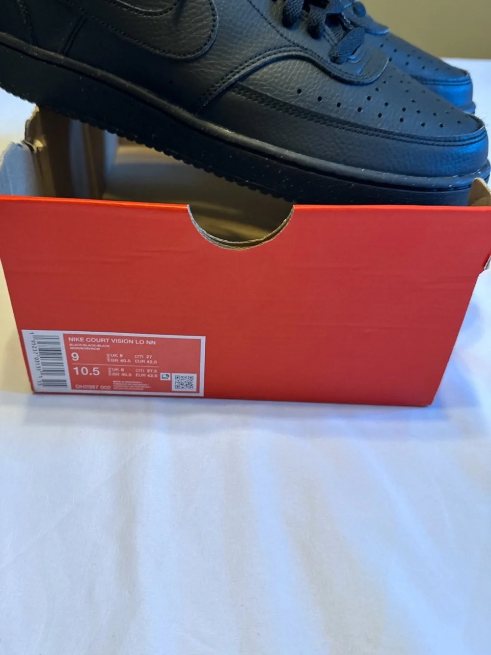 Nike Court Vision Men’s Black Low-Top Leather Sneakers Size 9 Box No Lid